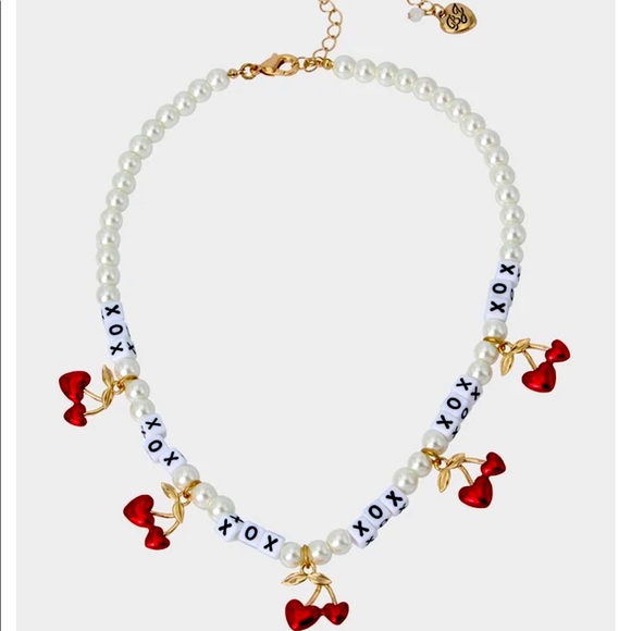 New Betsey Johnson RED HOT HEARTS CHERRY NECKLACE RED - Picture 2 of 11